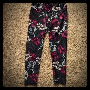 Fabletics Tight High Wasted capris print